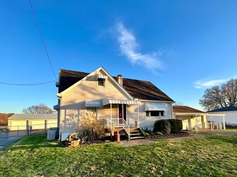 1455 Hamburg Rd SW, Lancaster, OH 43130