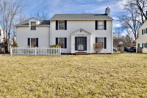 3259 Van Aken Blvd, Shaker Heights, OH 44120