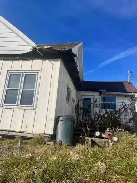 331 Walnut St, Shawnee, OH 43782 photo 5