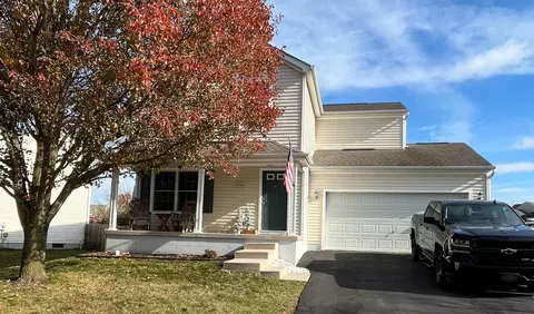 1750 Creekview Dr, Marysville, OH 43040