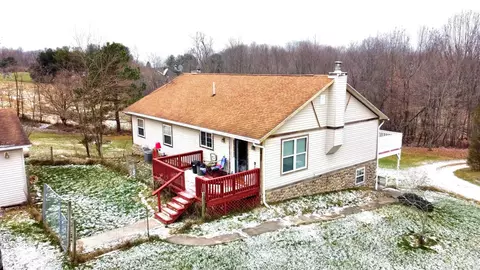 17830 Shady Ln, Fredericktown, OH 43019