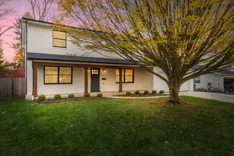 451 Lambourne Ave, Worthington, OH 43085