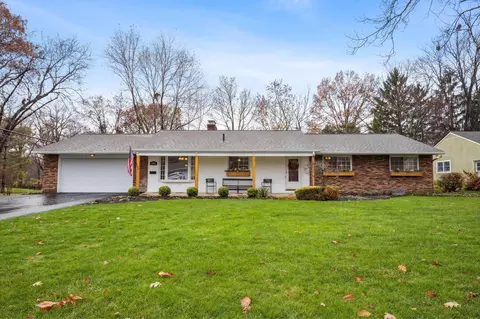3781 Surrey Hill Pl, Columbus, OH 43220