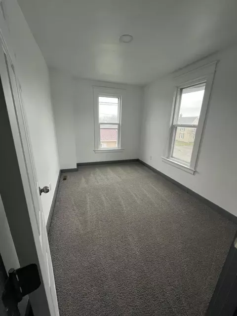 219 Walnut St, Circleville, OH 43113 photo 15