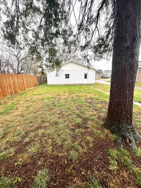 219 Walnut St, Circleville, OH 43113 photo 18