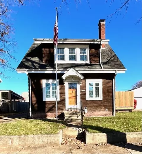 661 E 5th Ave, Lancaster, OH 43130