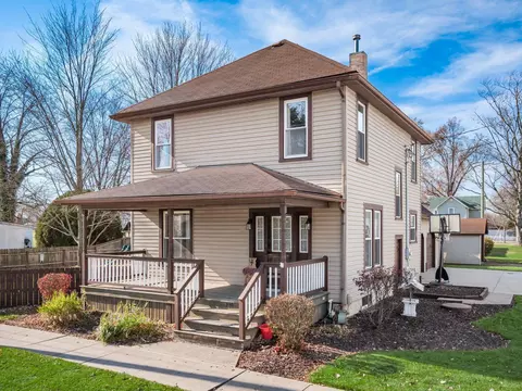 239 S Main St, Magnetic Springs, OH 43036