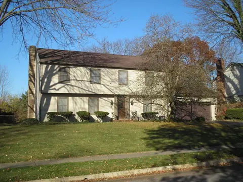 2404 Sandover Rd, Columbus, OH 43220