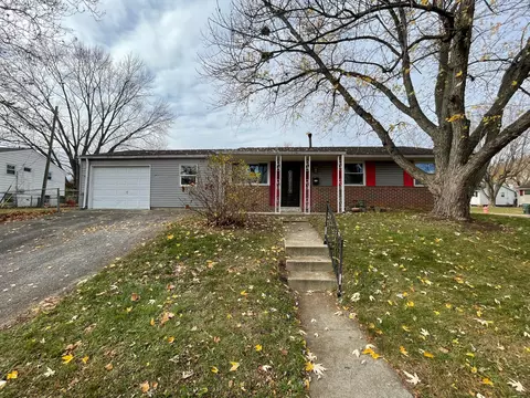 855 Maurine Dr, Columbus, OH 43228
