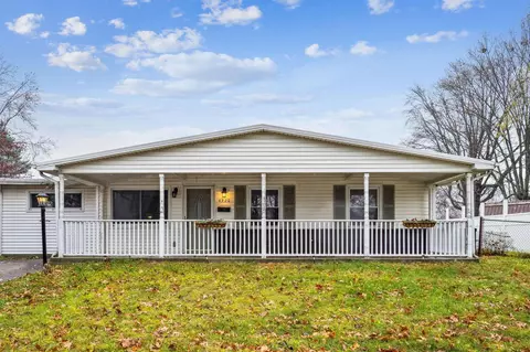 4920 Dickens Dr, Columbus, OH 43227