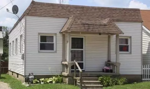 7 N Urbana St, South Vienna, OH 45369