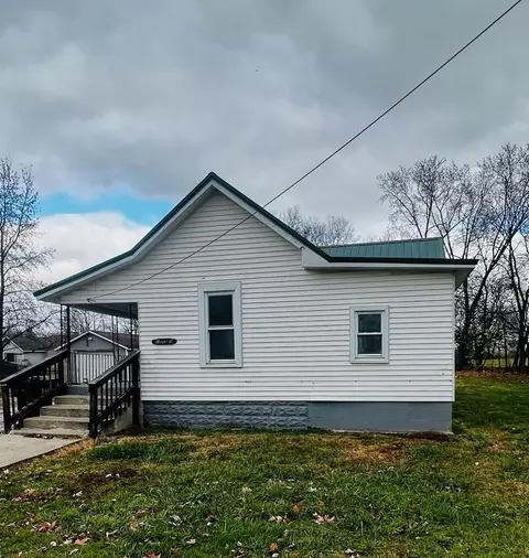 30 Fent St, Jeffersonville, OH 43128