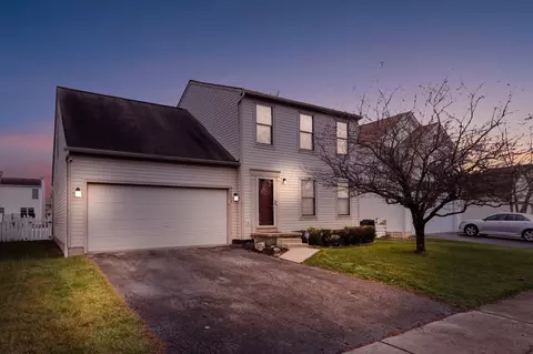 7733 Waggoner Chase Blvd, Blacklick, OH 43004