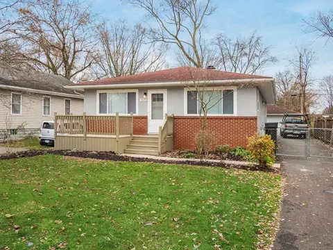 2071 Sale Rd, Columbus, OH 43224