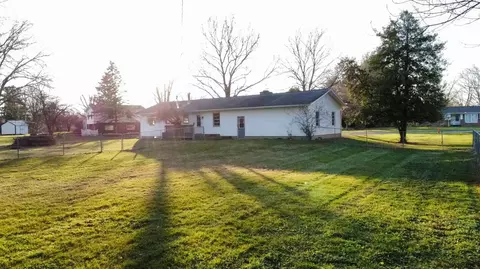 550 Ridgewood Dr, Circleville, OH 43113 photo 17