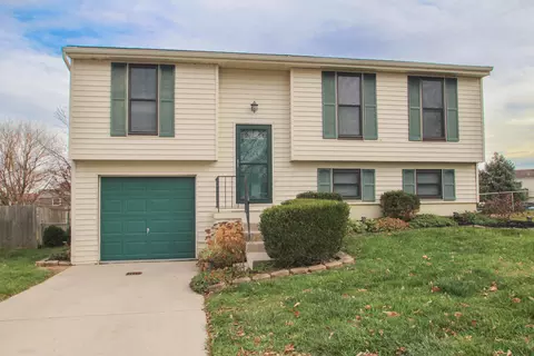 2416 Warfield Dr, Grove City, OH 43123