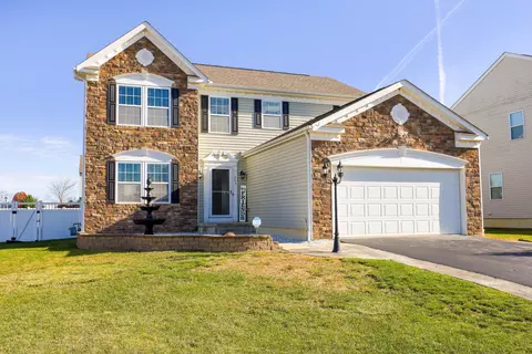 243 Victorian Dr, Commercial Point, OH 43116