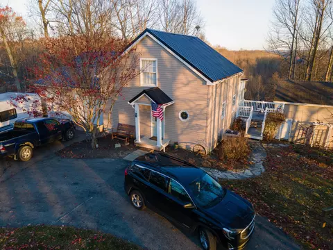 52467 State Route 671, Londonderry, OH 45647