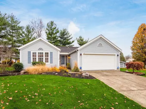 127 Windrow Ct, Columbus, OH 43230