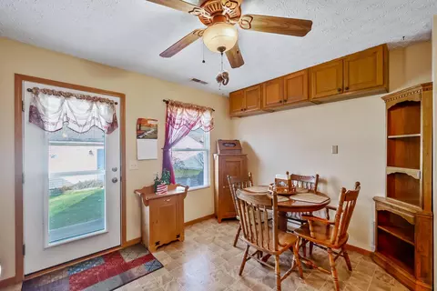 124 Schellinger St, Delaware, OH 43015 photo 14