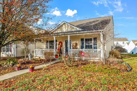 124 Schellinger St, Delaware, OH 43015