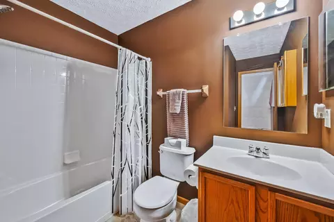 124 Schellinger St, Delaware, OH 43015 photo 24