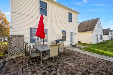 124 Schellinger St, Delaware, OH 43015 photo 6