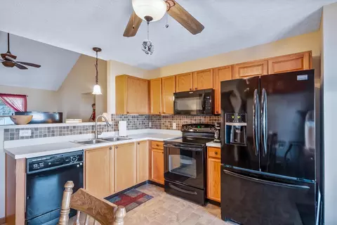 124 Schellinger St, Delaware, OH 43015 photo 16