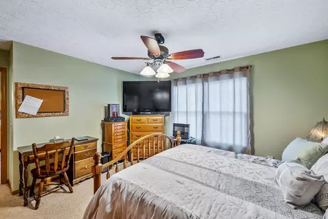 124 Schellinger St, Delaware, OH 43015 photo 18