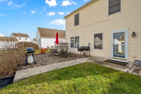 124 Schellinger St, Delaware, OH 43015 photo 4