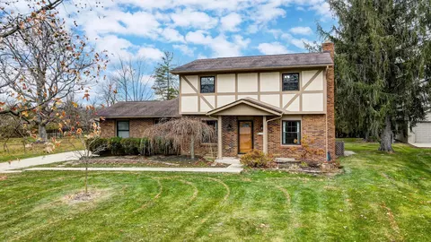 422 Haymarket Rd, West Jefferson, OH 43162