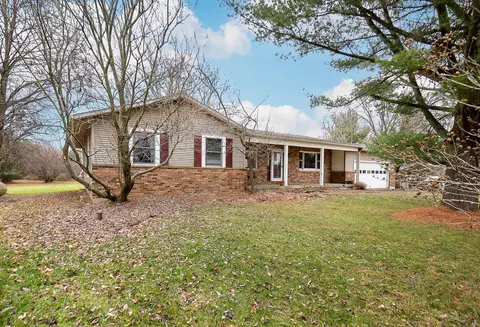 3031 Columbus Rd, Centerburg, OH 43011