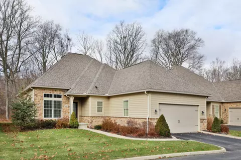 609 Slate Crossing Dr, Delaware, OH 43015