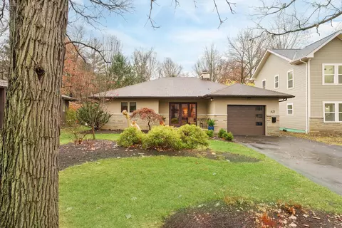621 Yaronia Dr S, Columbus, OH 43214