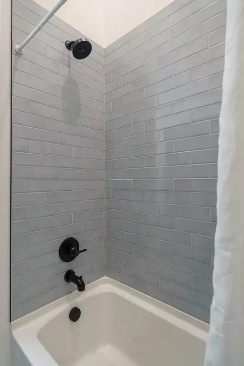 320 E Long St, Columbus, OH 43215 photo 28