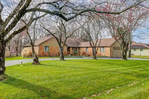 451 Conestoga Dr, Columbus, OH 43213