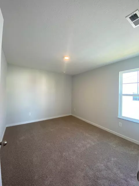 4281 Holstein Dr, Obetz, OH 43207 photo 12