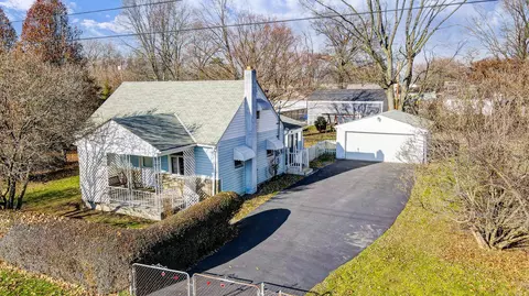 896 Koebel Ave, Columbus, OH 43207