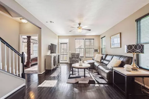 6181 Kinver Edge Way, Columbus, OH 43213