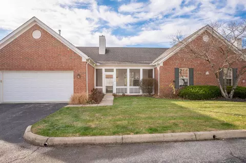 5980 Naughten Pond Dr, Columbus, OH 43213