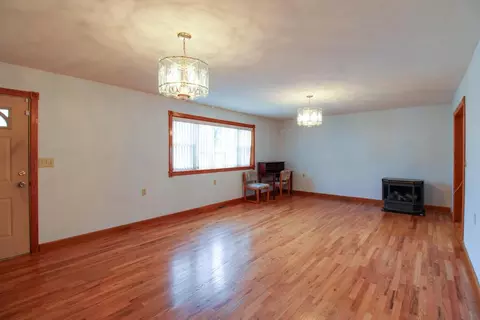 421 Jefferson St, Marion, OH 43302 photo 4