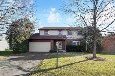 4350 Shirlene Ct, Grove City, OH 43123
