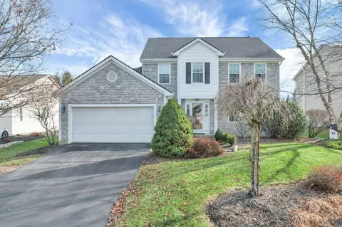7557 Crossing Pl, Lewis Center, OH 43035