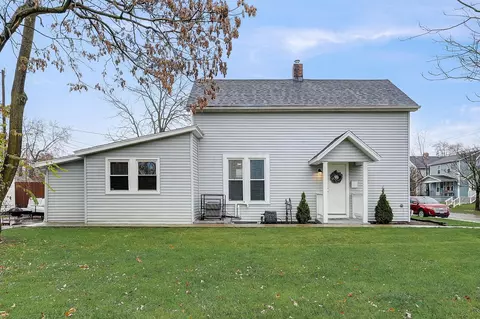 118 E Woodrow Ave, Columbus, OH 43207