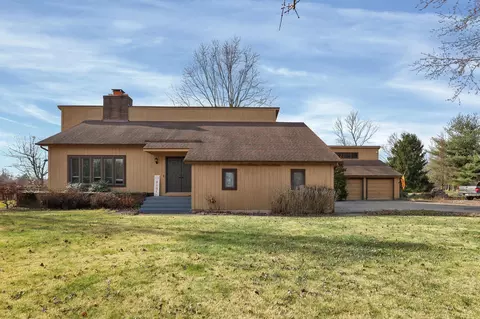 2021 Belangee Dr, Blacklick, OH 43004