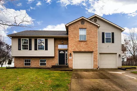 203 Fallen Timbers Ct, Canal Winchester, OH 43110