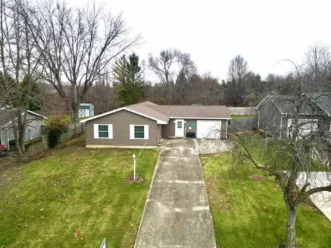 160 Copperfield Dr, Chillicothe, OH 45601
