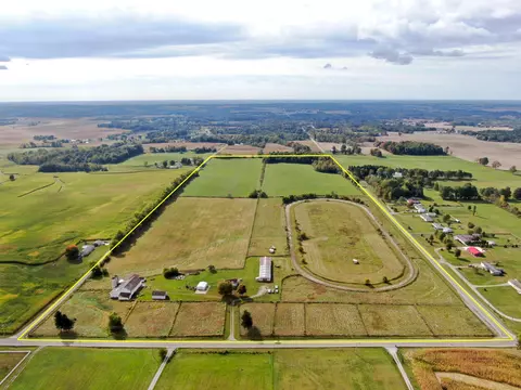 8635 Baltimore-somerset Rd NE, Thornville, OH 43076