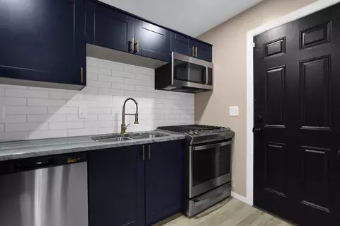 861 E 4th Ave, Columbus, OH 43201 photo 9