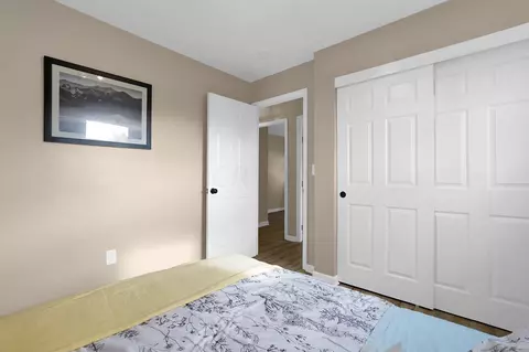 861 E 4th Ave, Columbus, OH 43201 photo 17